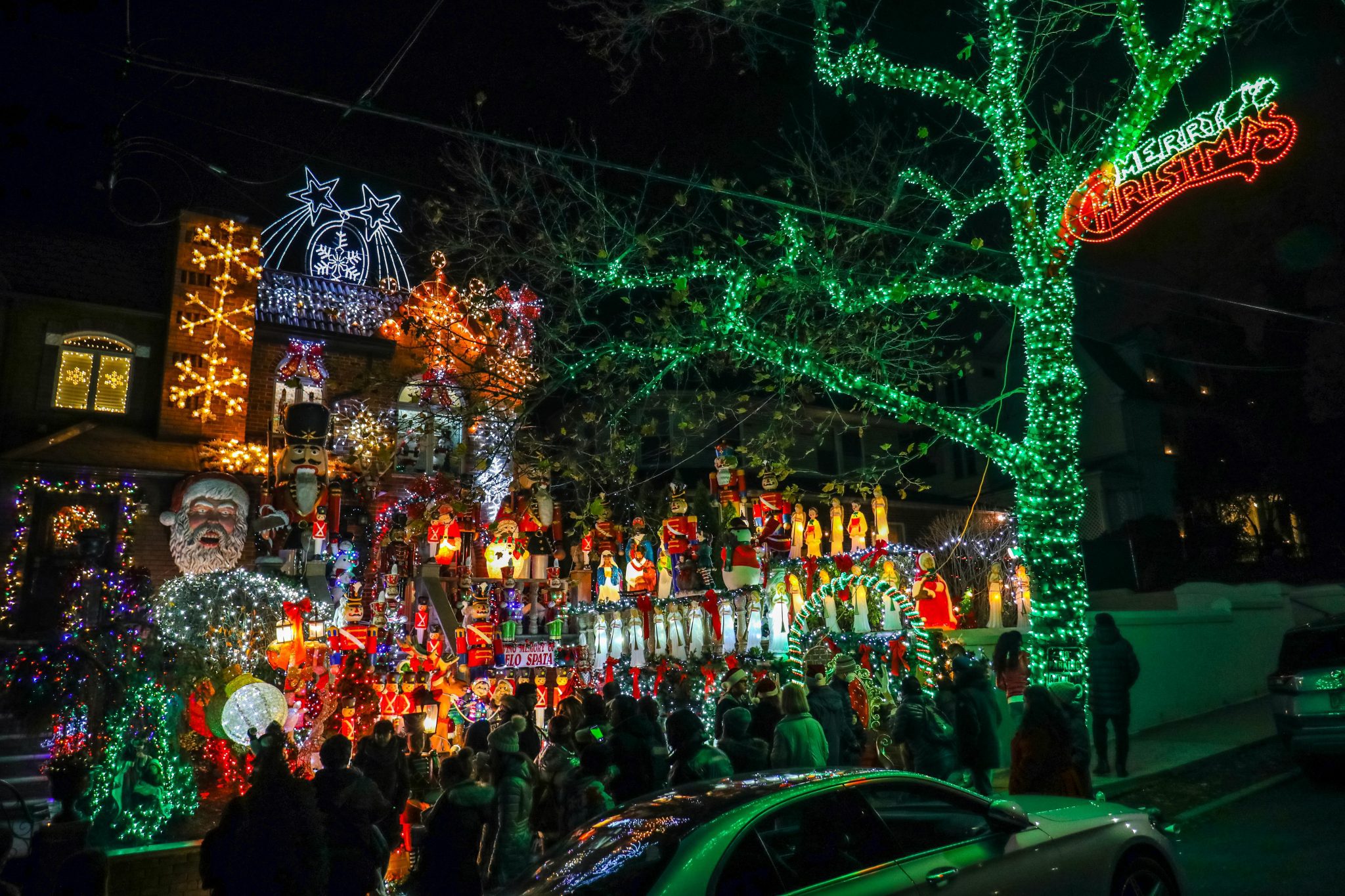 Photos of the wildest 2021 Dyker Heights Christmas lights - Brooklyn ...